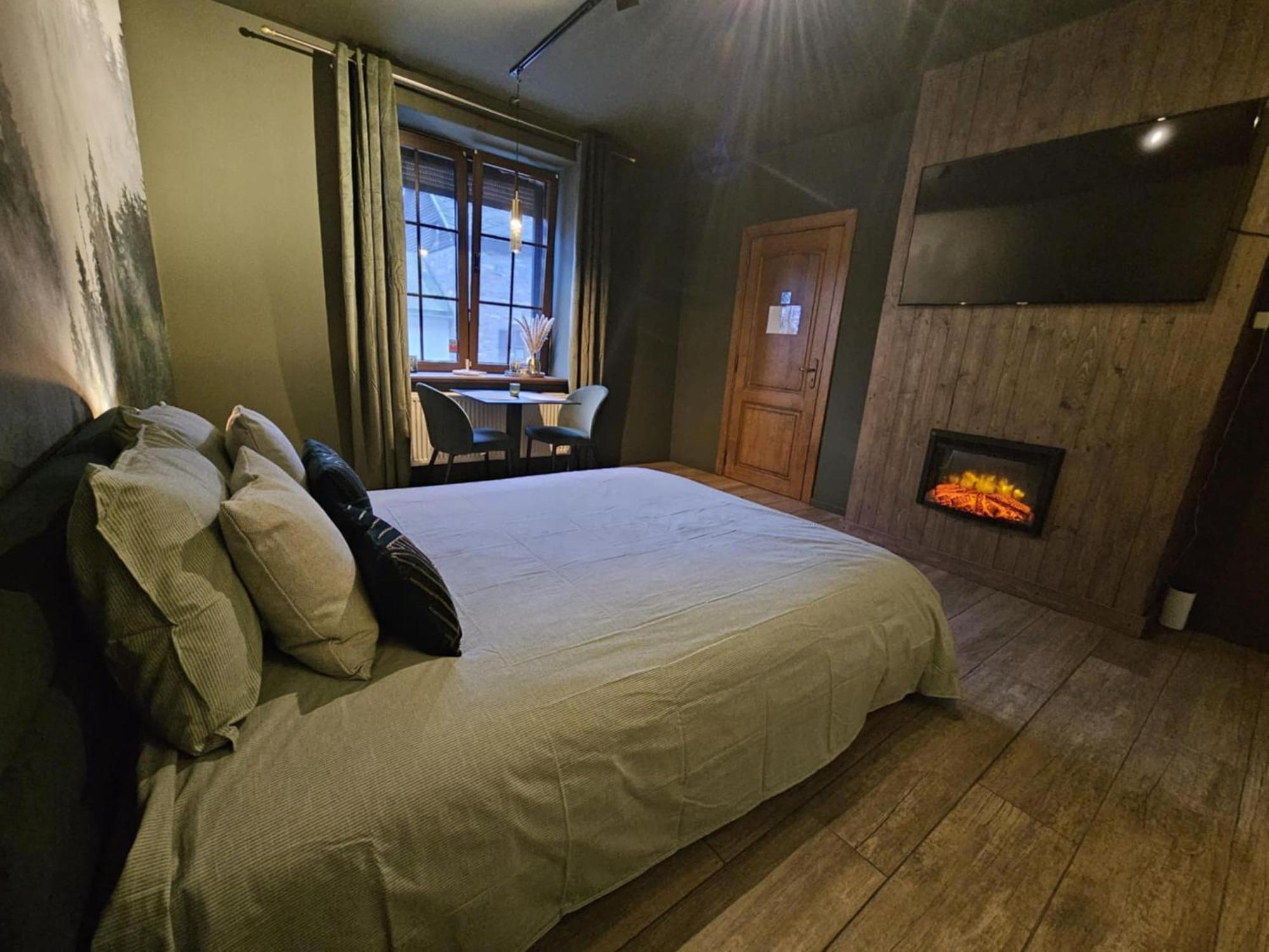Ferme La Joye Bed and Breakfast Houffalize Exteriör bild